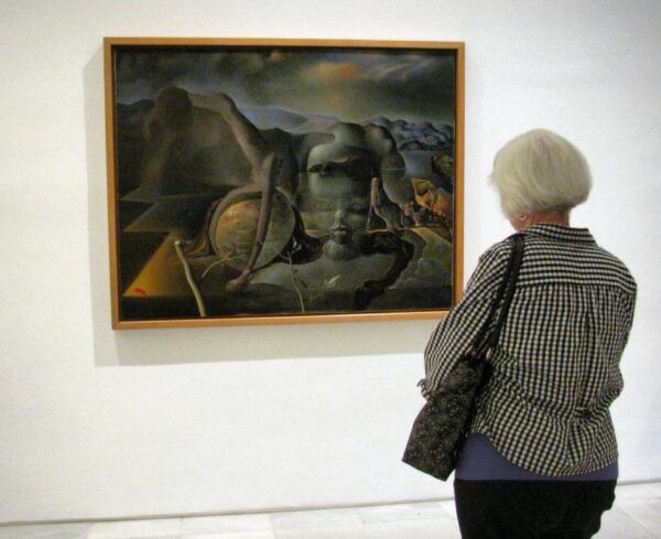 Pintura de Dalí en el Museo Centro de Arte Reina Sofía en Madrid