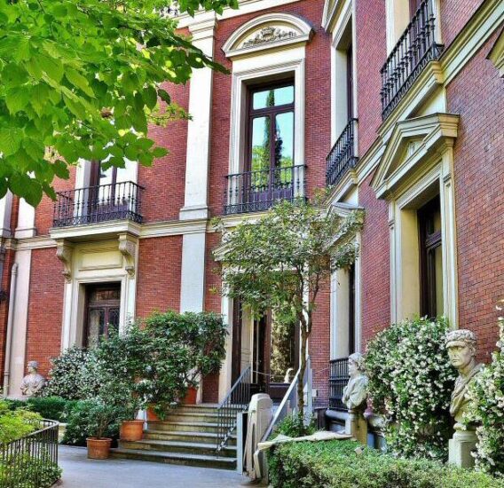 Ogród pałacu Cerralbo w Madrycie