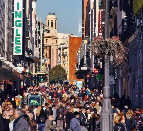 Calle Preciados, una de las más comerciales de Madrid