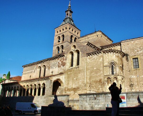 Iglesia románica de San Martín en Segovia