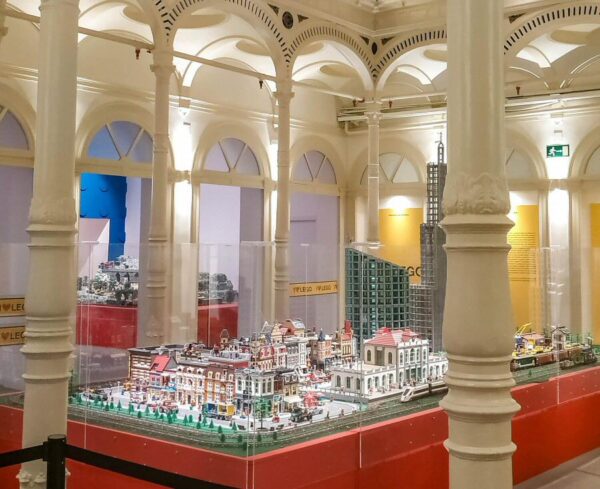 Exposición de LEGO en palacio Gaviria de Madrid