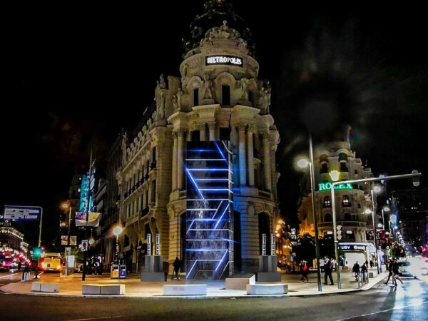 Luz Madrid en el edificio Metrópolis de la Gran Vía