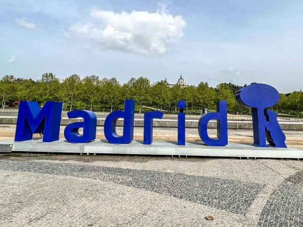 Letras de Madrid en parque Madrid Río
